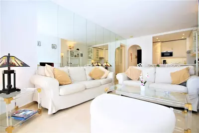 Penthouse in Estepona