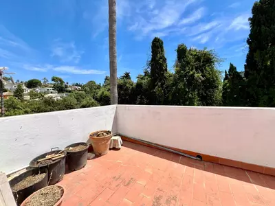 Top Floor Apartment in Elviria