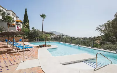 Middle Floor Apartment in Benahavís