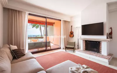 Middle Floor Apartment in Benahavís
