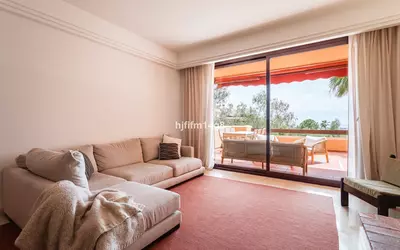 Middle Floor Apartment in Benahavís