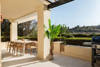 Ground Floor Apartment in Benahavís