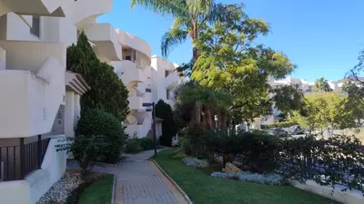 Middle Floor Apartment in Elviria