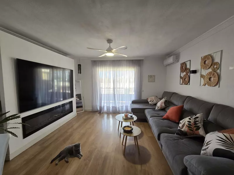 Middle Floor Apartment in Marbella