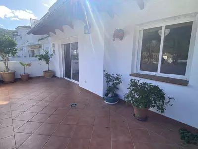 Middle Floor Apartment in Benahavís