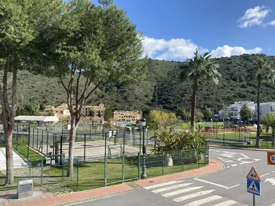 Middle Floor Apartment in Benahavís