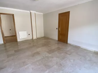 Middle Floor Apartment in Benahavís