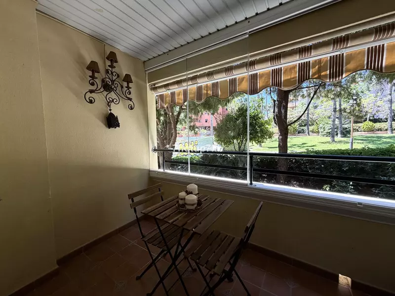 Middle Floor Apartment in Estepona