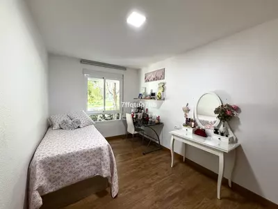 Middle Floor Apartment in Estepona