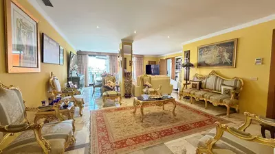 Middle Floor Apartment in Marbella