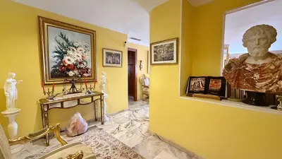 Middle Floor Apartment in Marbella
