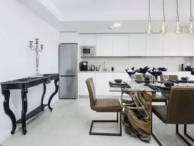 Middle Floor Apartment in Estepona