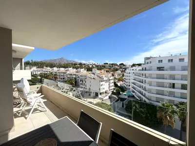 Middle Floor Apartment in Nueva Andalucía