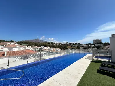 Middle Floor Apartment in Nueva Andalucía