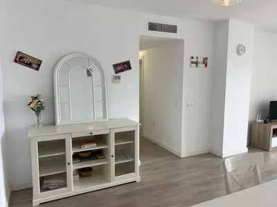 Middle Floor Apartment in Nueva Andalucía