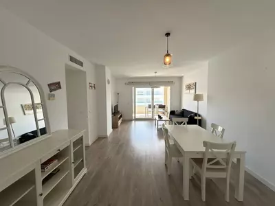Middle Floor Apartment in Nueva Andalucía
