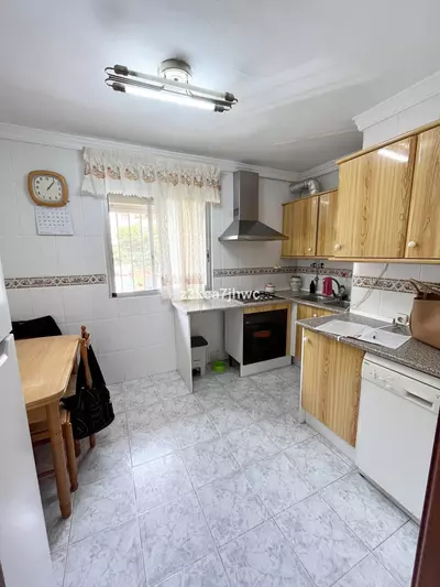 Middle Floor Apartment in Estepona