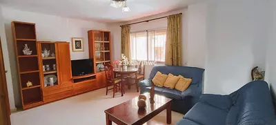 Middle Floor Apartment in Estepona