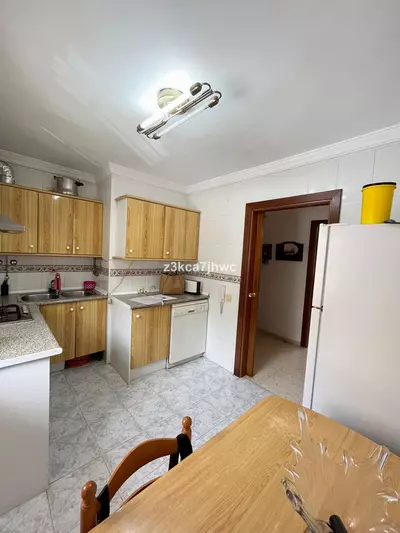 Middle Floor Apartment in Estepona