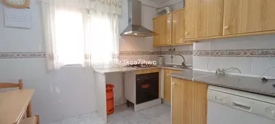 Middle Floor Apartment in Estepona