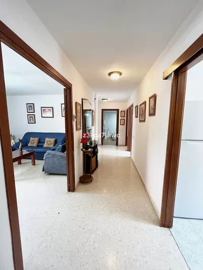 Middle Floor Apartment in Estepona