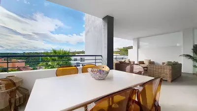 Middle Floor Apartment in Casares