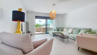 Middle Floor Apartment in Casares
