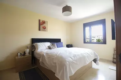 Middle Floor Apartment in Estepona