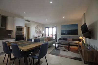 Middle Floor Apartment in Estepona