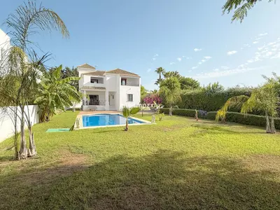 Detached Villa in Guadalmina Baja