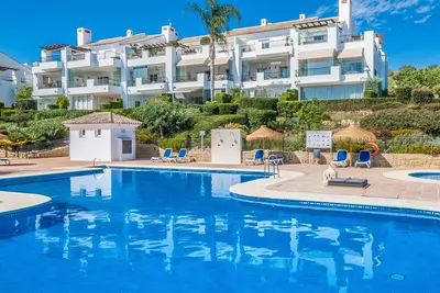 Middle Floor Apartment in Elviria