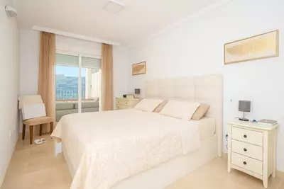 Middle Floor Apartment in Elviria