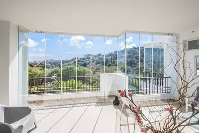 Middle Floor Apartment in Elviria