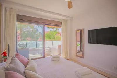 Middle Floor Apartment in Estepona