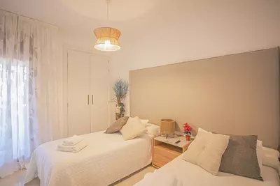 Middle Floor Apartment in Estepona