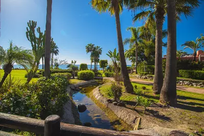 Middle Floor Apartment in Estepona