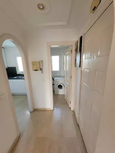 Middle Floor Apartment in Estepona