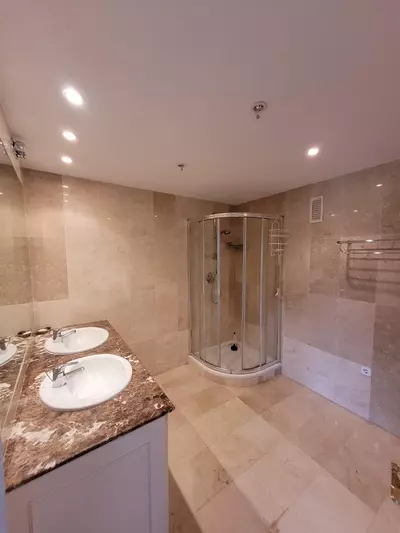 Middle Floor Apartment in Estepona