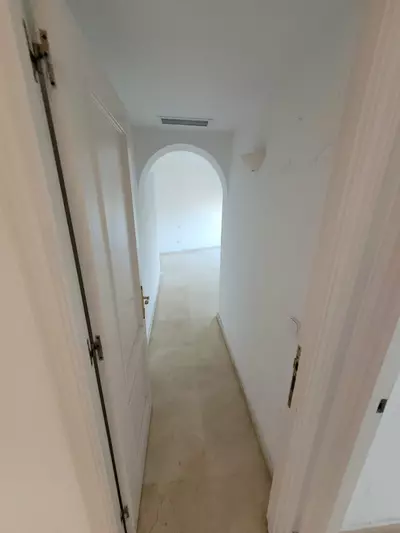 Middle Floor Apartment in Estepona