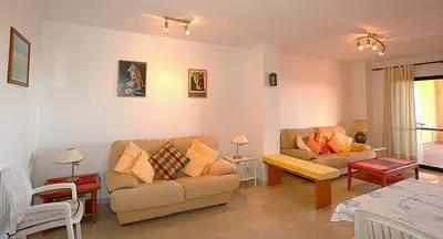 Middle Floor Apartment in Selwo