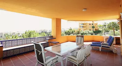 Middle Floor Apartment in Selwo