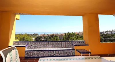 Middle Floor Apartment in Selwo