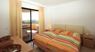 Middle Floor Apartment in Selwo