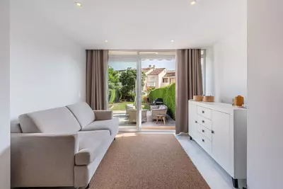 Ground Floor Apartment in El Paraiso