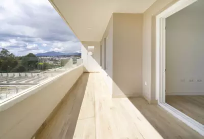 Middle Floor Apartment in Nueva Andalucía