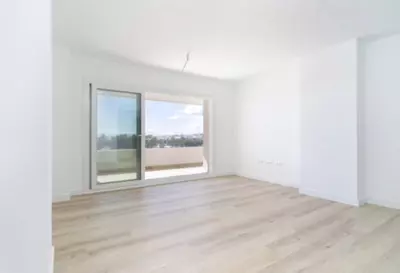 Middle Floor Apartment in Nueva Andalucía