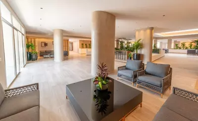 Middle Floor Apartment in Nueva Andalucía
