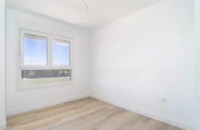 Middle Floor Apartment in Nueva Andalucía