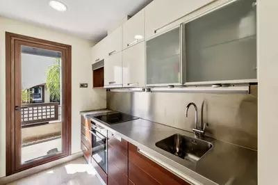 Middle Floor Apartment in Puerto Banús