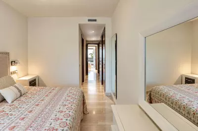 Middle Floor Apartment in Puerto Banús